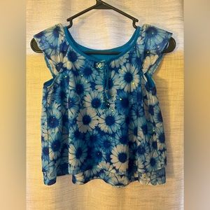 Justice girls floral top; size 10. Good condition.